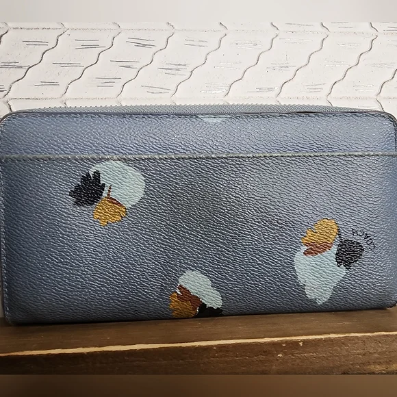 Coach ACCORDION ZIP WALLET IN FIELD FLORA PRINT COATED CANVAS - Picture 3 of 11